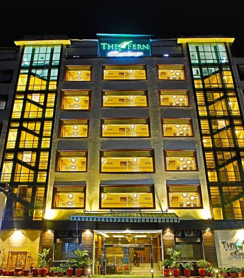 The Fern Residency Noida Hotell Exteriör bild